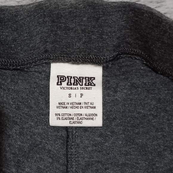 VS/Pink - Picture 7 of 12